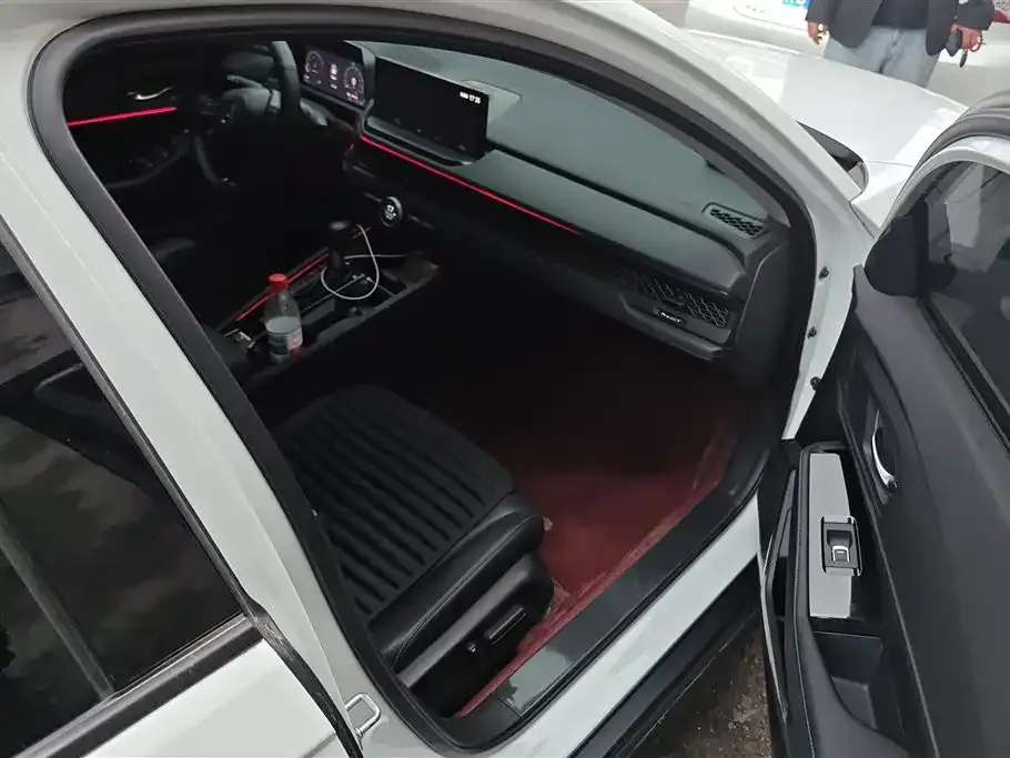 Honda Accord 2023 из CN, фото 2