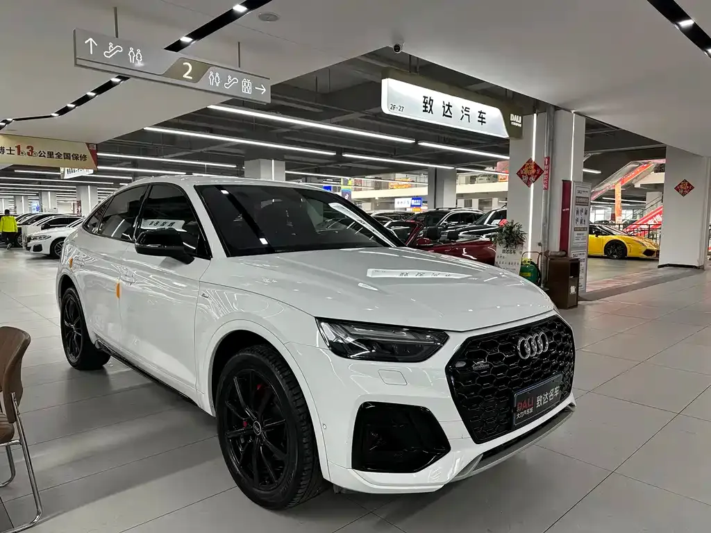 Audi Q5L Sportback 2021 из CN, фото 8