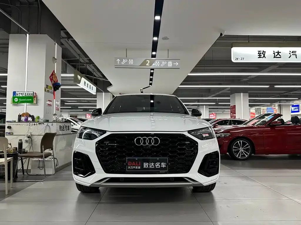 Audi Q5L Sportback 2021 из CN, фото 10