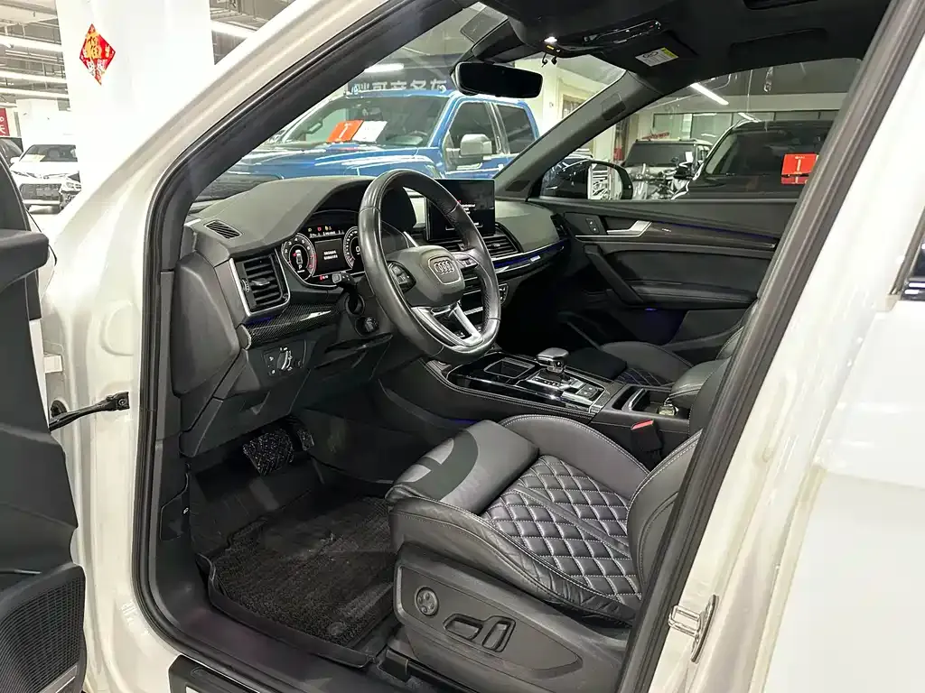 Audi Q5L Sportback 2021 из CN, фото 5
