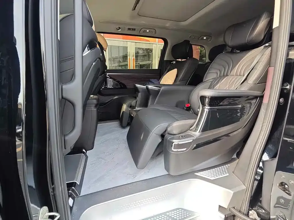 GAC Motor Trumpchi M8 2025 из CN, фото 2