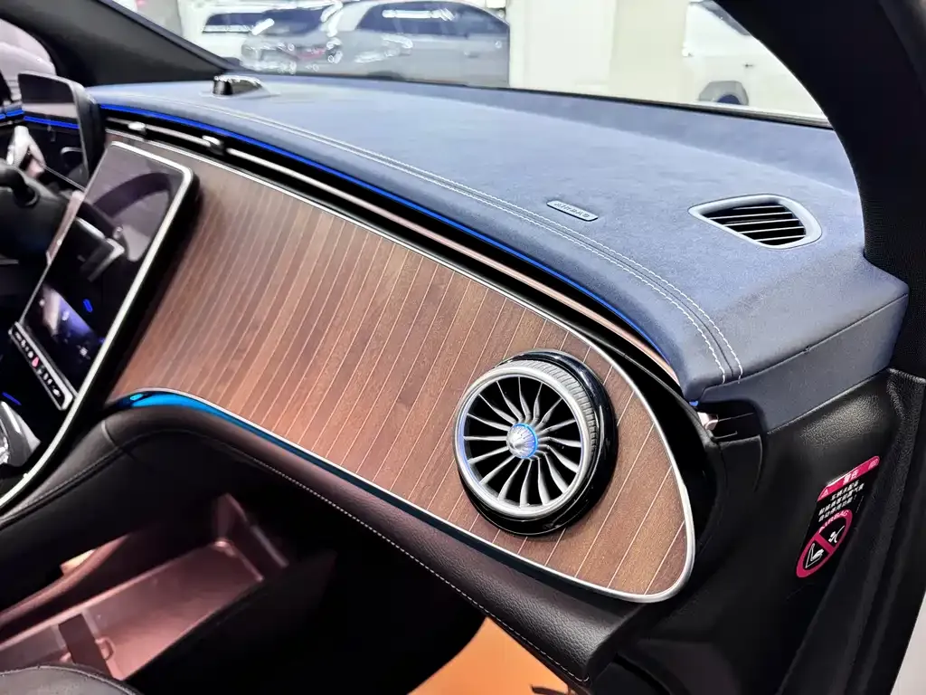 Mercedes-Benz EQE SUV 2023 из CN, фото 4