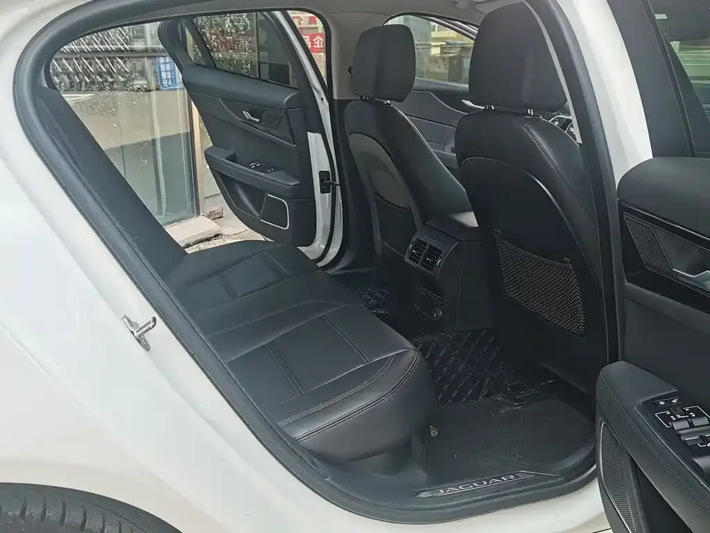 Jaguar XEL 2021 из CN, фото 9