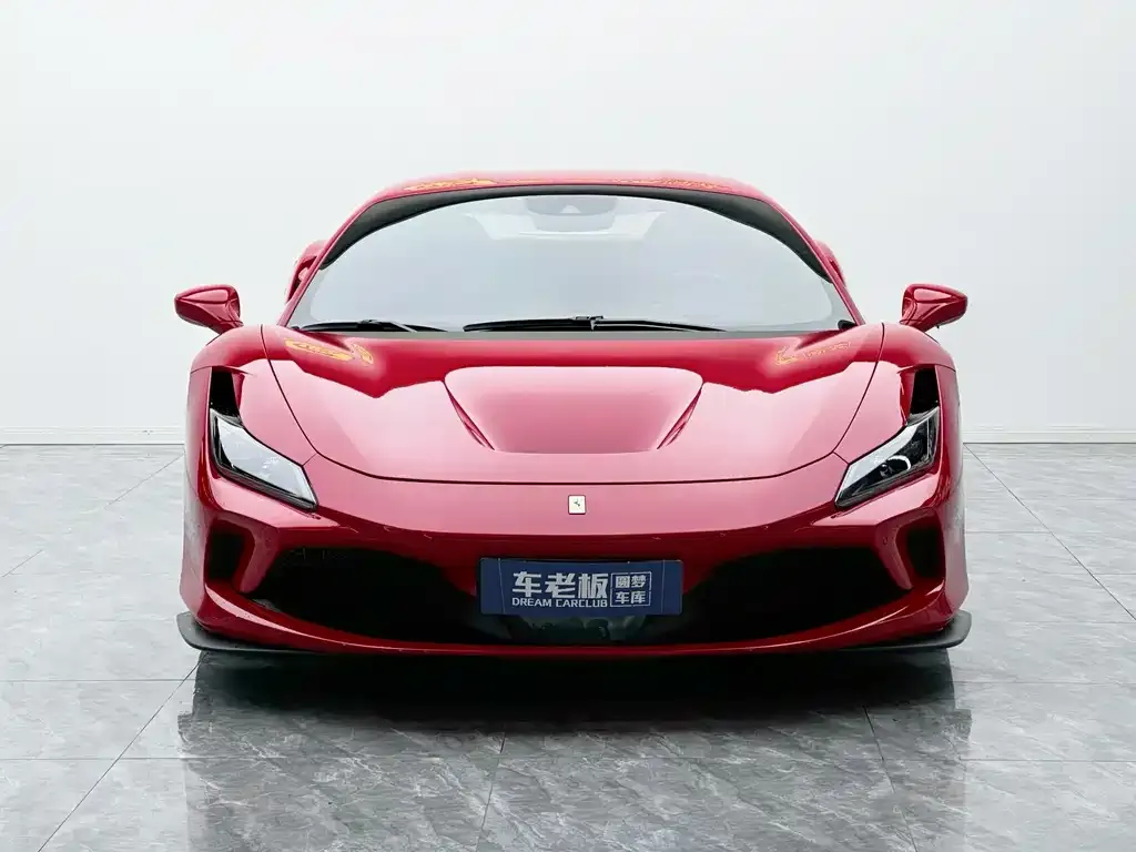 Ferrari F8 — фото 6