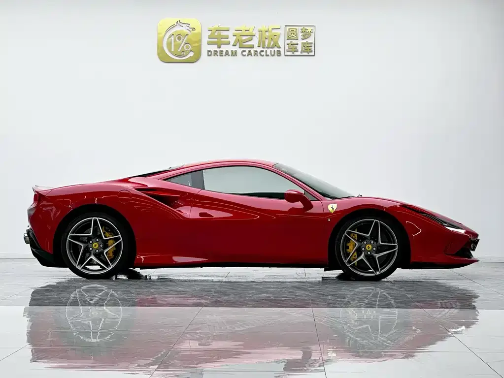 Ferrari F8 — фото 5