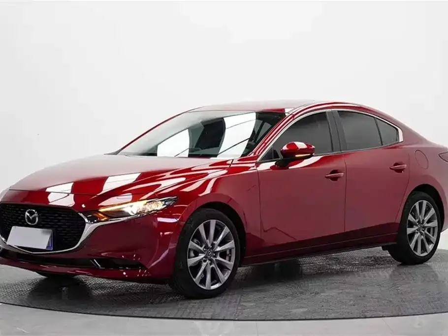 Mazda 3 Axela 2021 из CN, фото 2