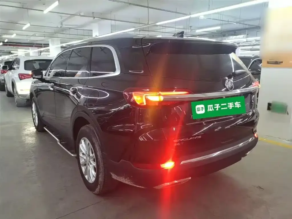 Buick Enclave — фото 6