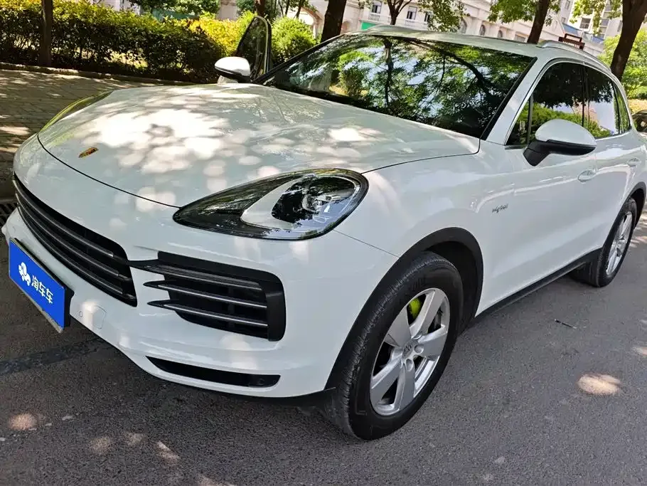 Porsche Cayenne Hybrid