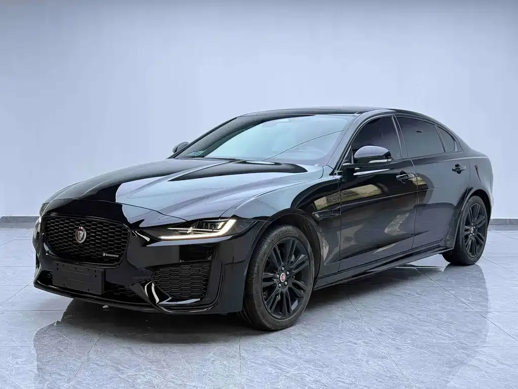 Jaguar XEL — фото 1