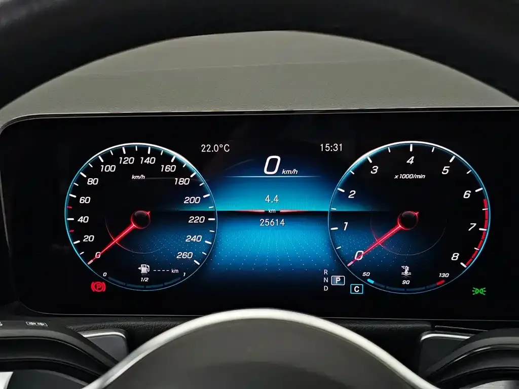 Mercedes-Benz GLB 2023 из CN, фото 5
