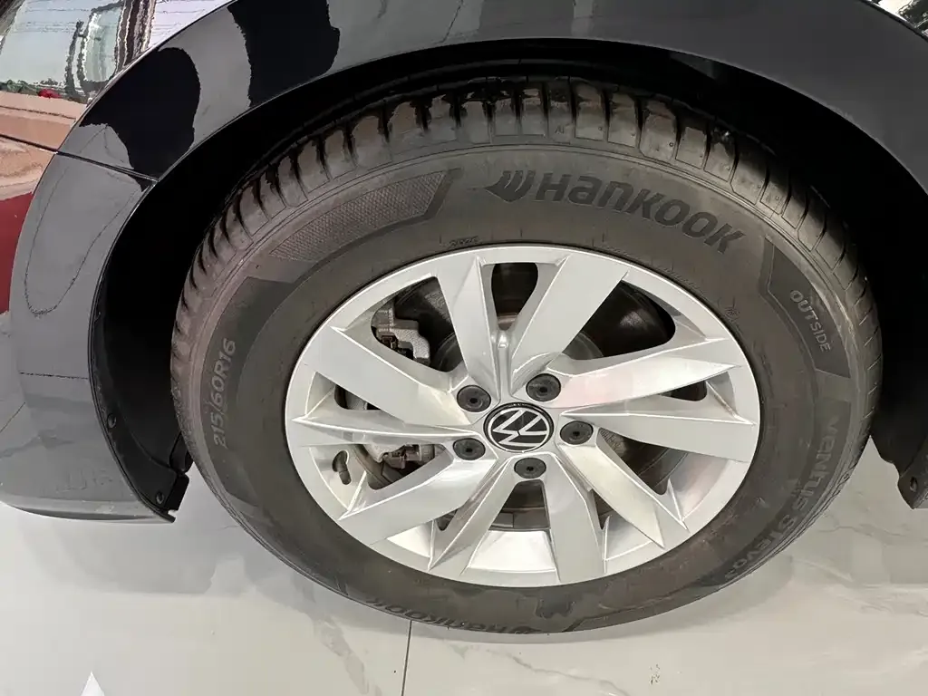 Volkswagen Passat New Energy 2026 из CN, фото 2