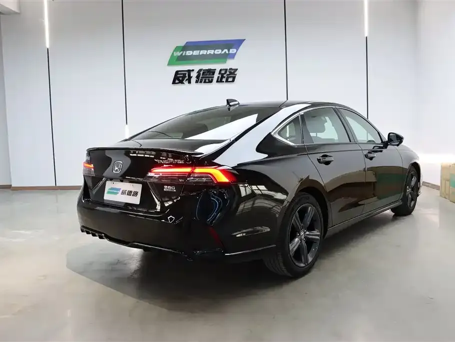 Honda Inspire — фото 5