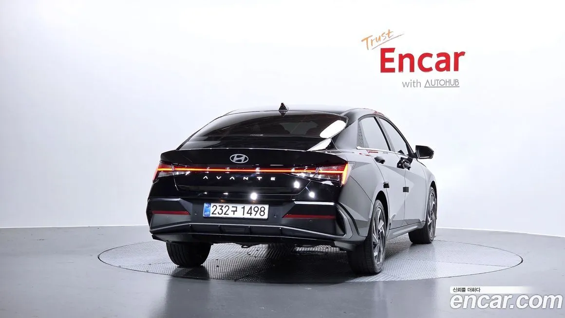 Hyundai AVANTE — фото 3