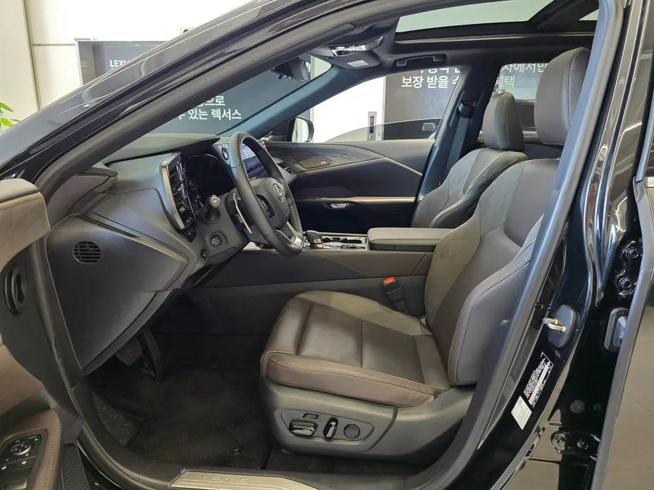 Lexus RX 2025 из KR, фото 9