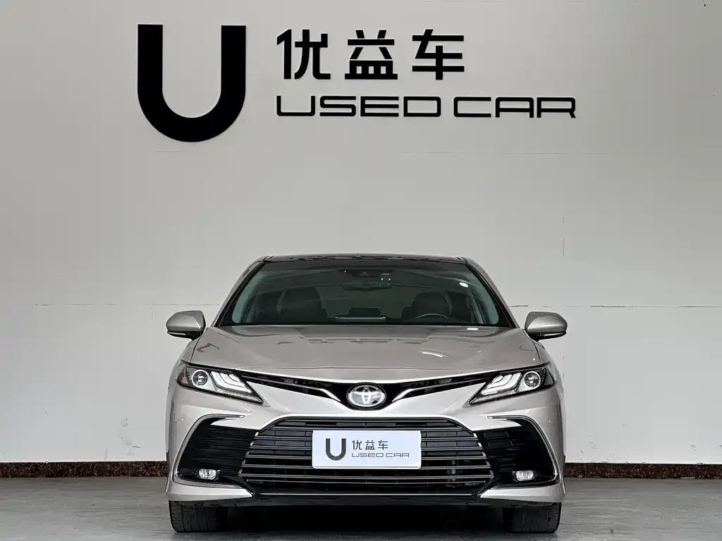 Toyota Camry 2022 из CN, фото 2