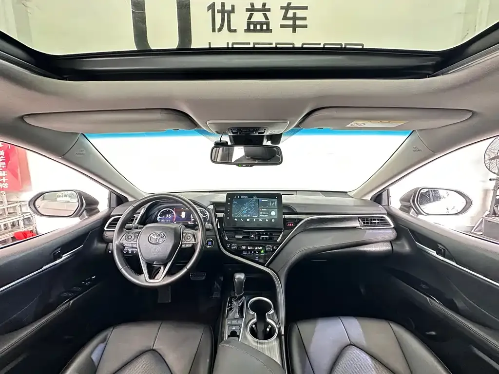 Toyota Camry 2022 из CN, фото 8