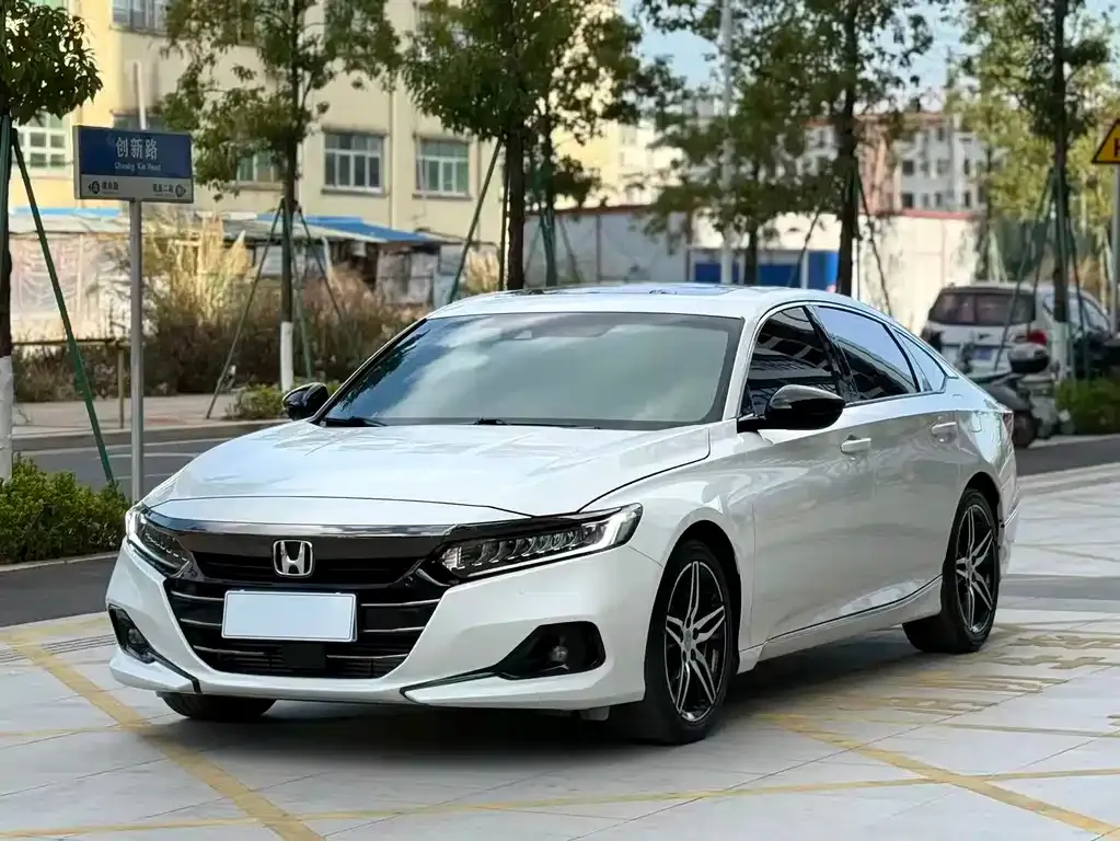 Honda Accord — фото 4