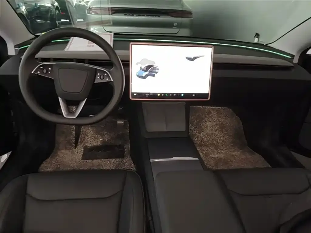 Tesla Model 3 — фото 5