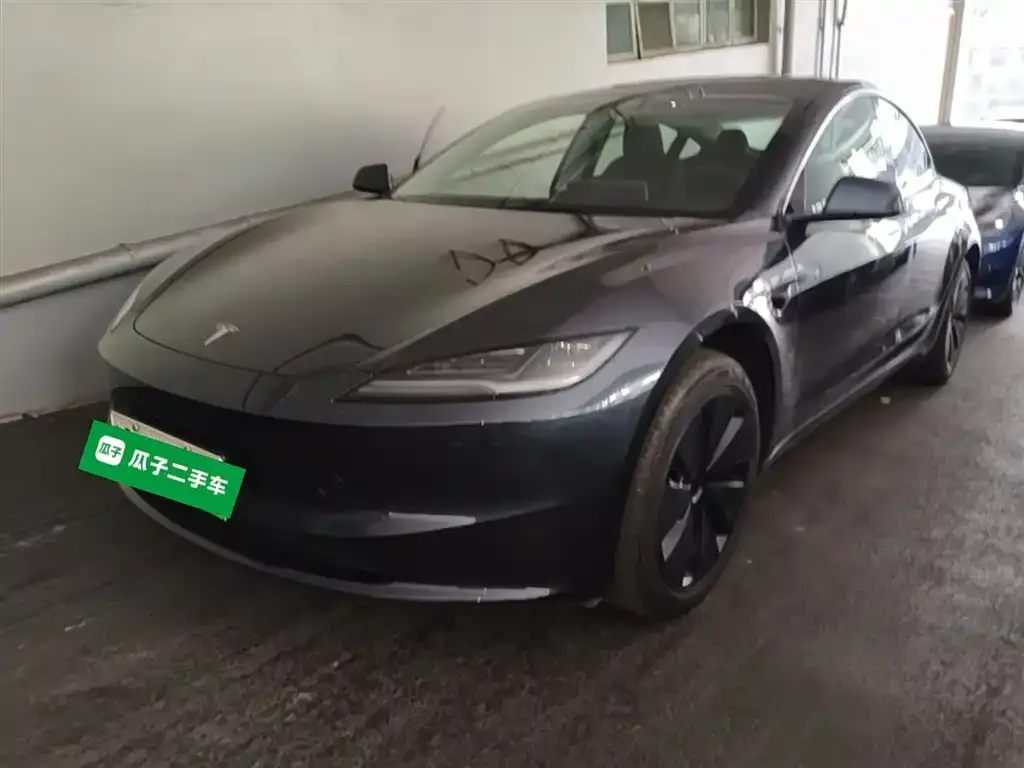 Tesla Model 3 — фото 7