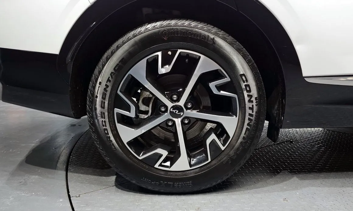 Kia Sportage — фото 5