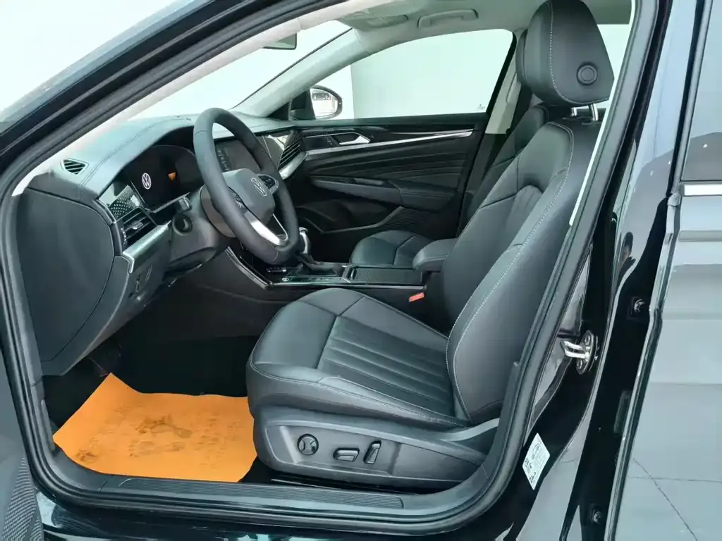 Volkswagen Passat — фото 5