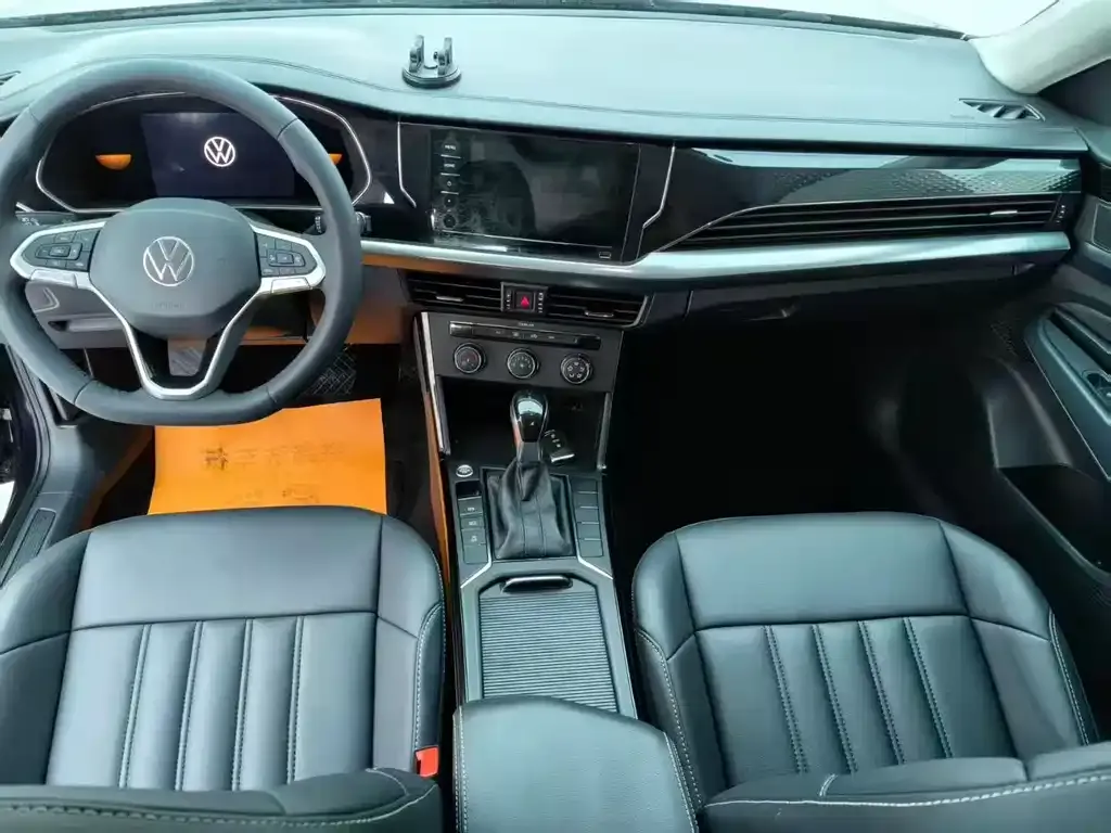 Volkswagen Passat — фото 8