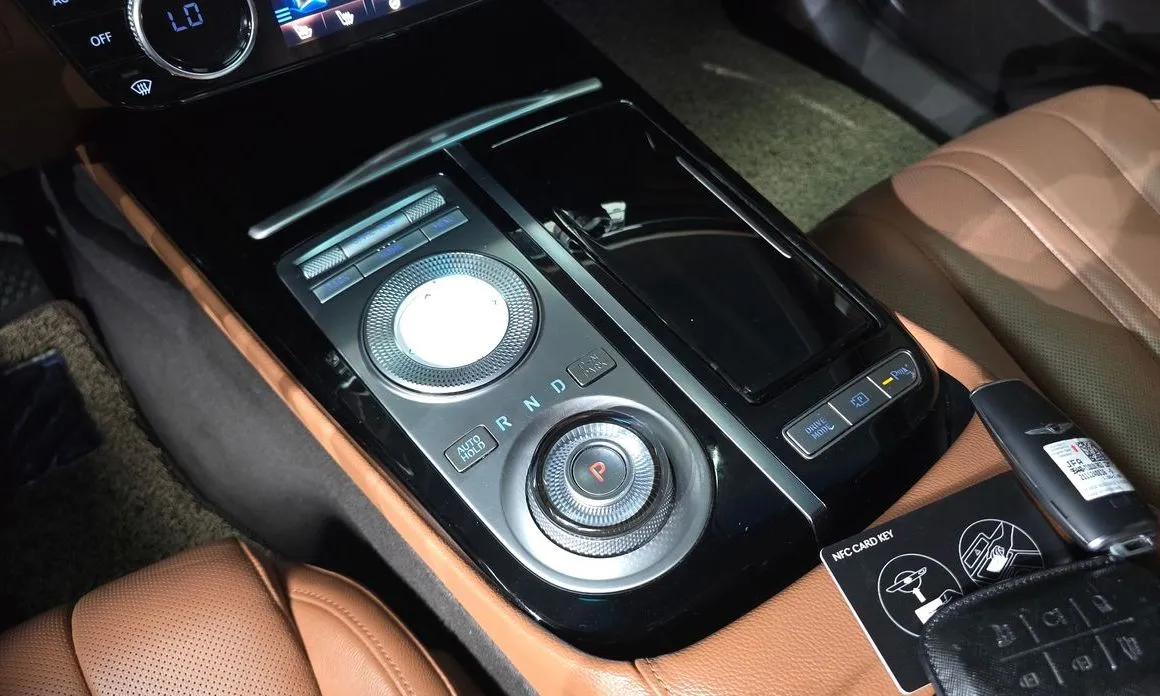Genesis G80 — фото 10