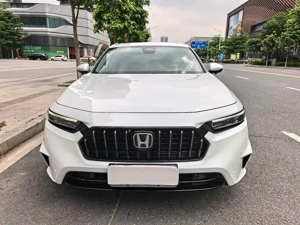 Honda Inspire 2024 из CN, фото 2