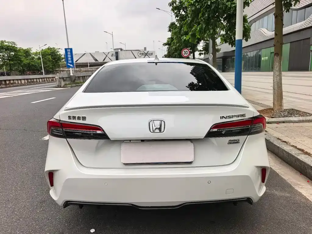 Honda Inspire 2024 из CN, фото 4
