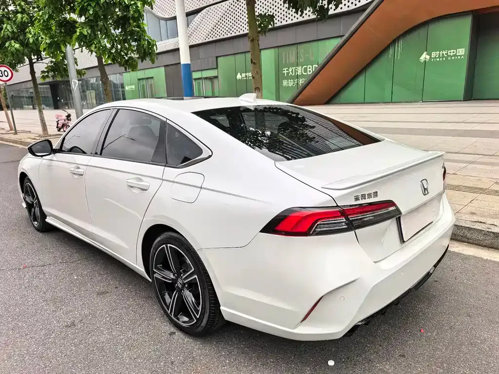 Honda Inspire 2024 из CN, фото 3