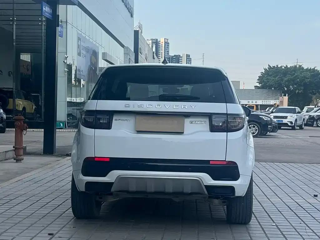 Land Rover Discovery Sport — фото 10