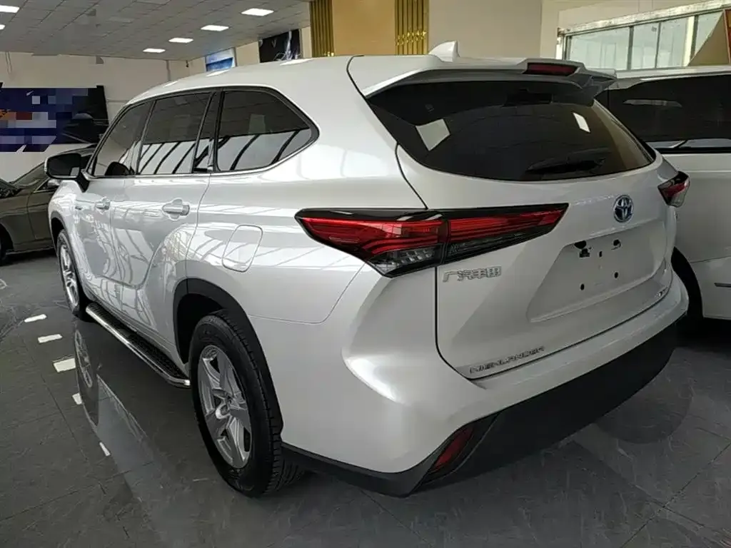 Toyota Highlander 2023 из CN, фото 3