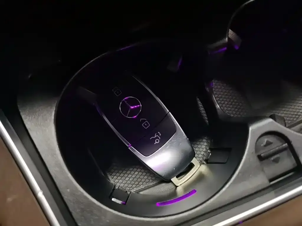 Mercedes-Benz GLC 2023 из CN, фото 2