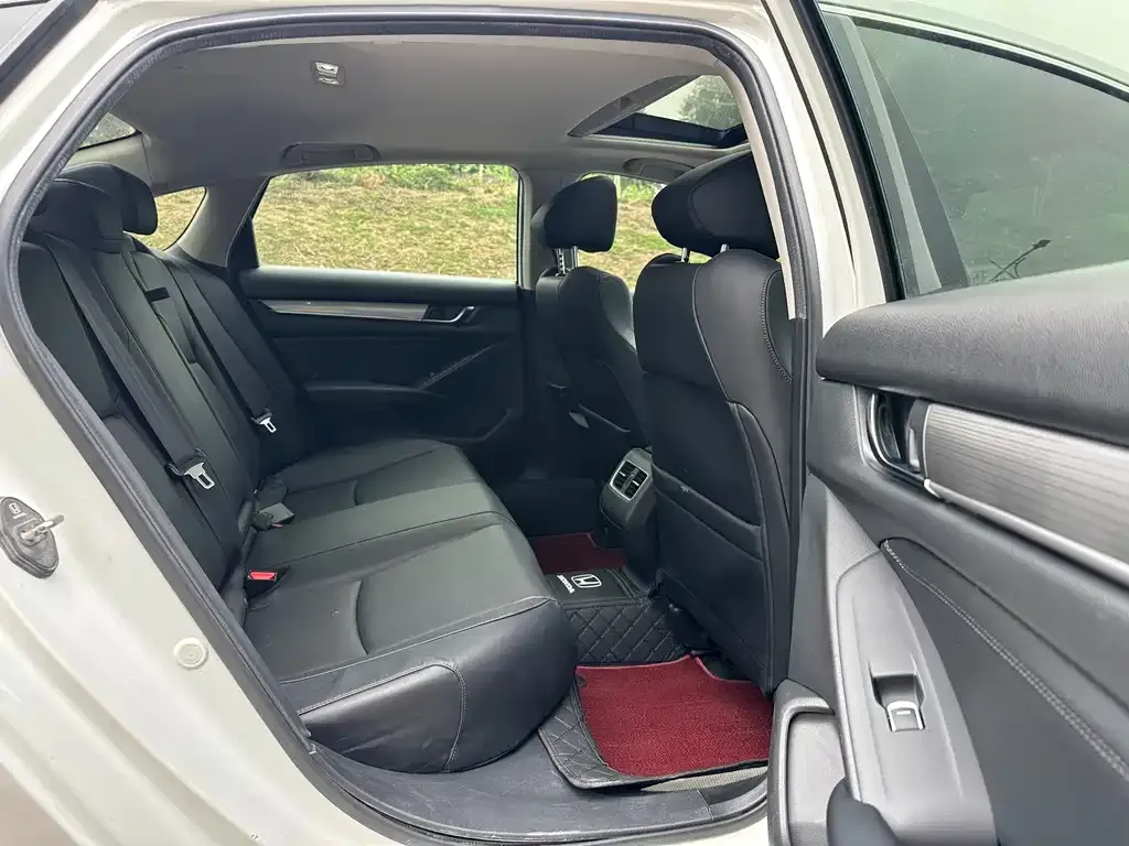 Honda Accord 2021 из CN, фото 4