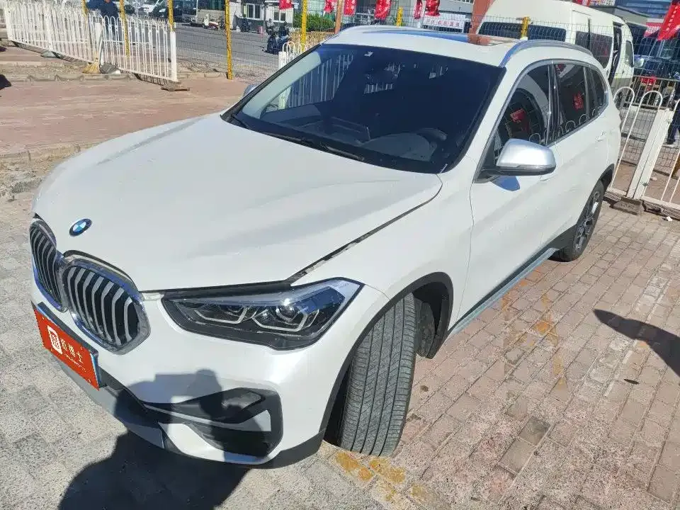 BMW X1 — фото 1