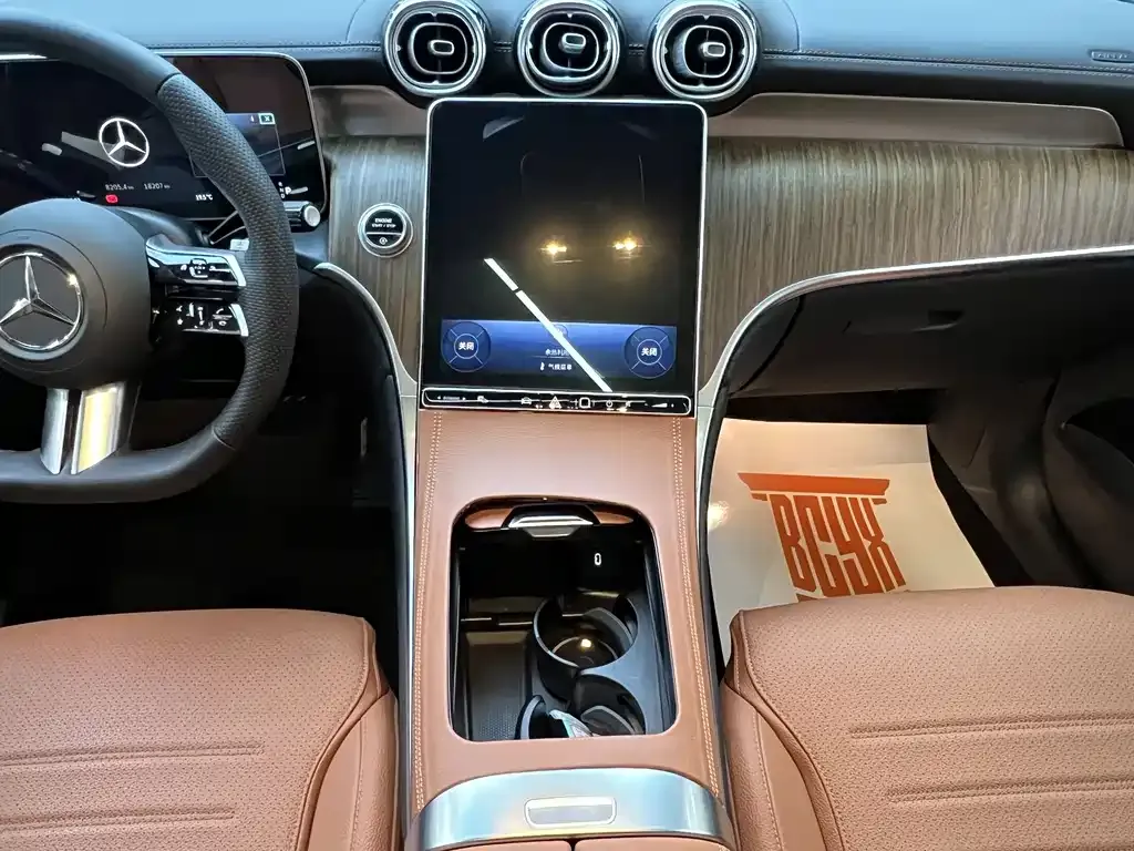 Mercedes-Benz GLC 2024 из CN, фото 6