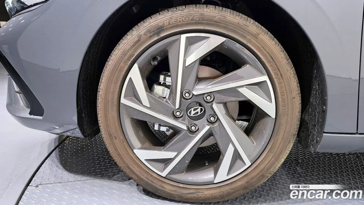 Hyundai AVANTE — фото 10