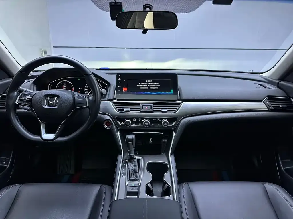 Honda Accord 2022 из CN, фото 2