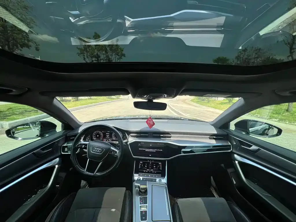Audi A6L 2021 из CN, фото 4