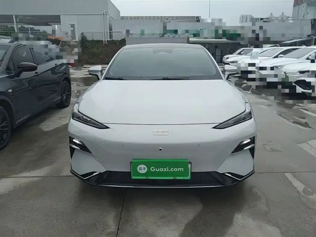 Geely Galaxy E8 2025 из CN, фото 4