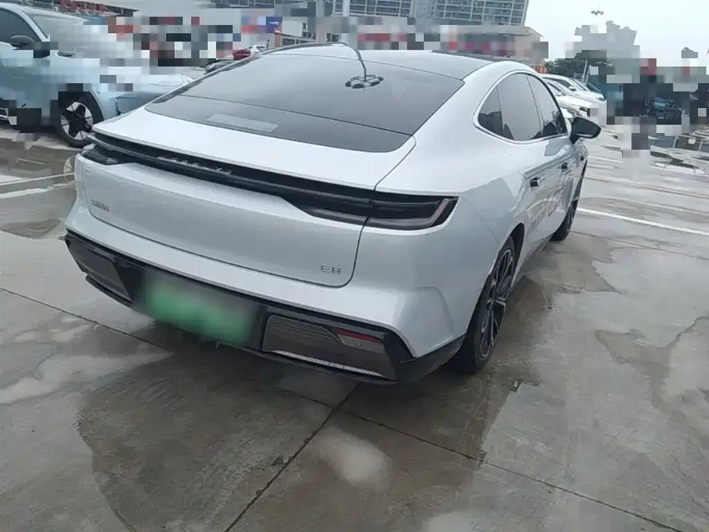 Geely Galaxy E8 2025 из CN, фото 10