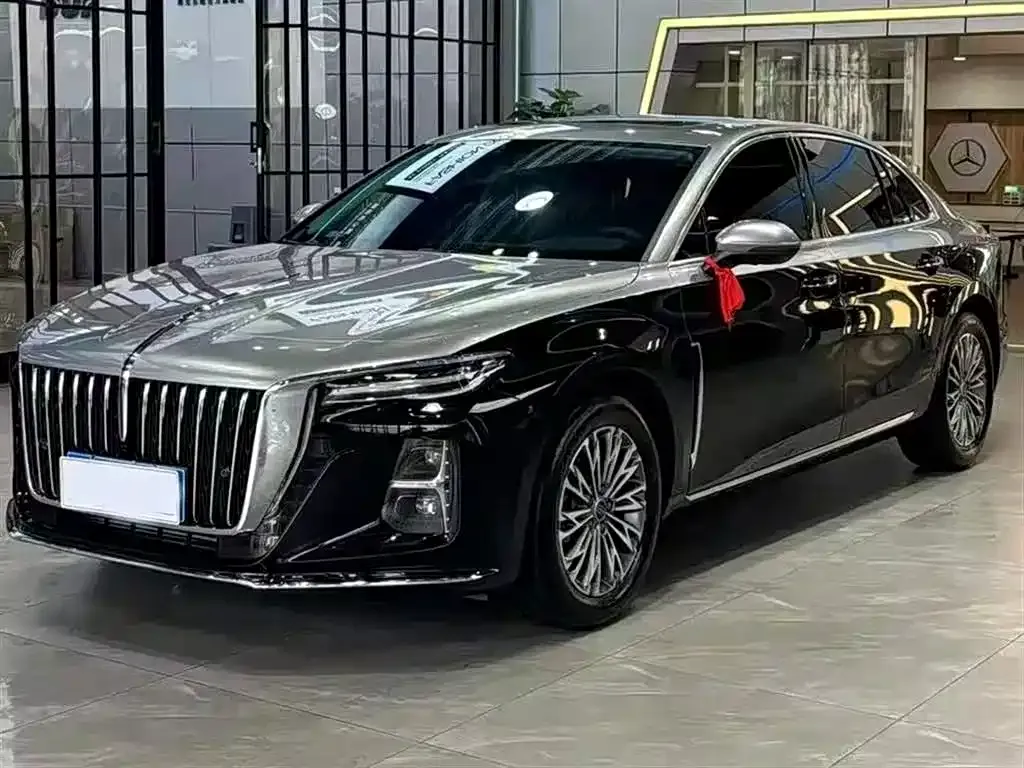 Hongqi H5 — фото 1
