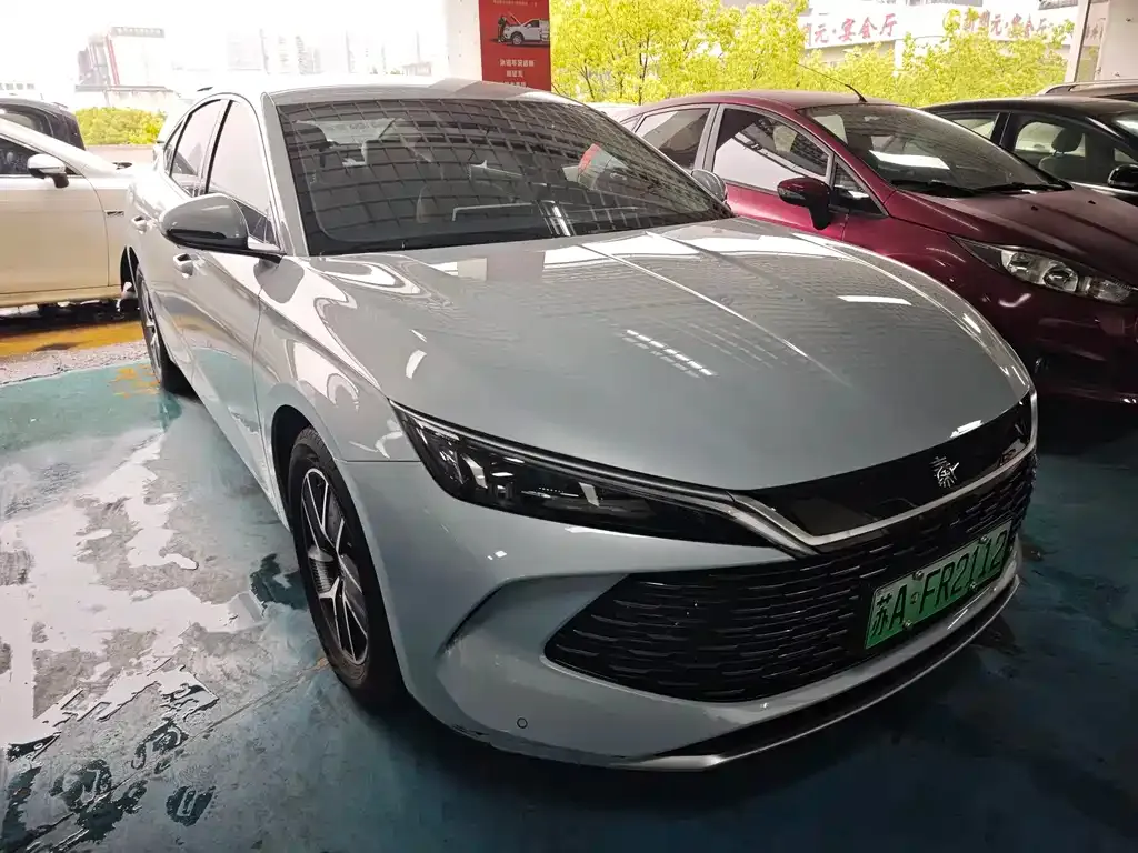 BYD Qin L — фото 10