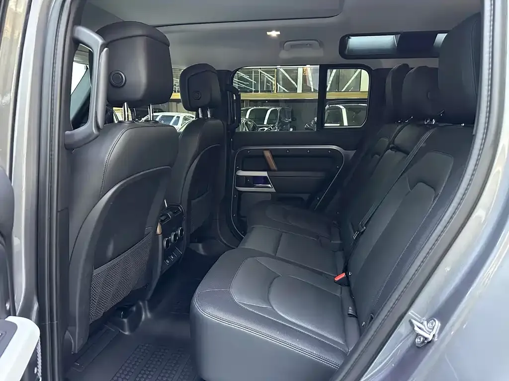 Land Rover Defender 2022 из CN, фото 3