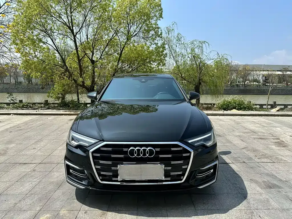 Audi A6L — фото 5