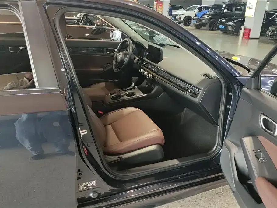 Honda Civic — фото 10
