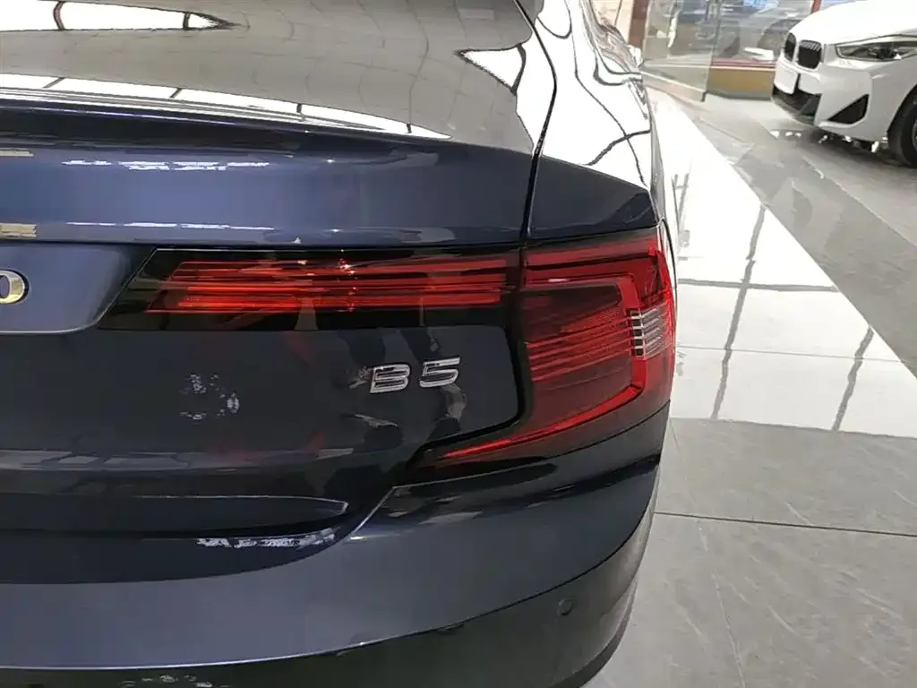 Volvo S90 — фото 4