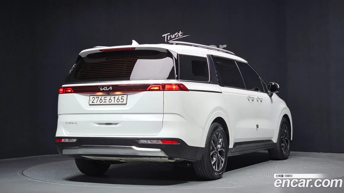 Kia Carnival 2023 из KR, фото 2