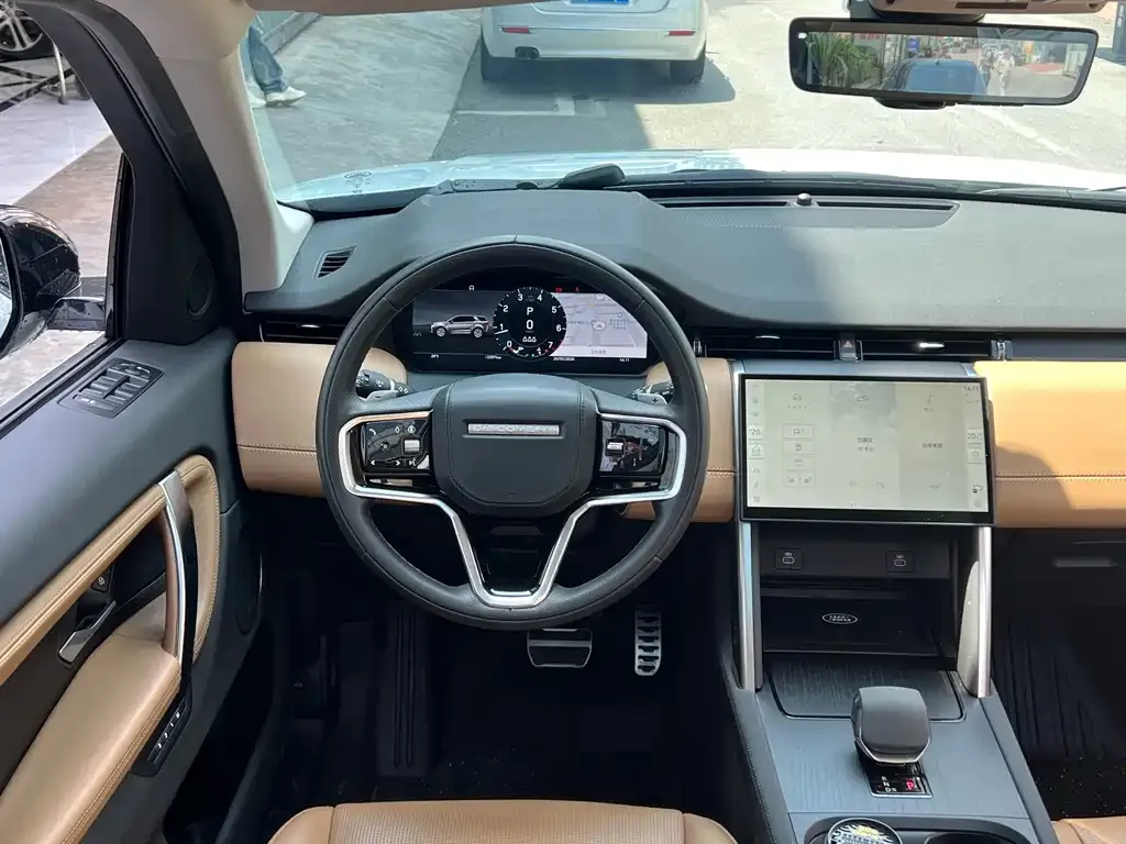 Land Rover Discovery Sport — фото 4