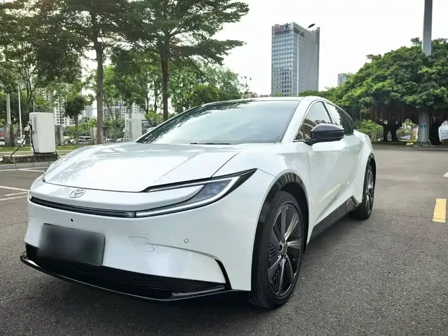 Toyota bZ5 2025 из CN, фото 10
